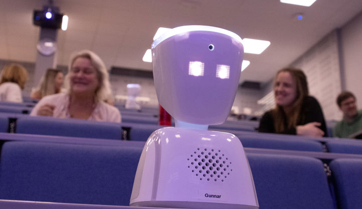 AV1 - skolerobot