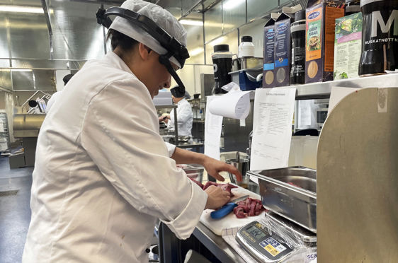 Foto: Kjetil S. Roppestad Bruk av smartbriller i undervisning