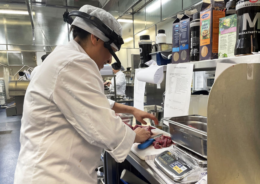 Foto: Kjetil S. Roppestad Bruk av smartbriller i undervisning