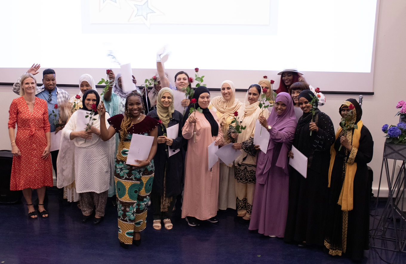 Foto: Håkon Høye Feirer gjennomført grunnskole for voksne